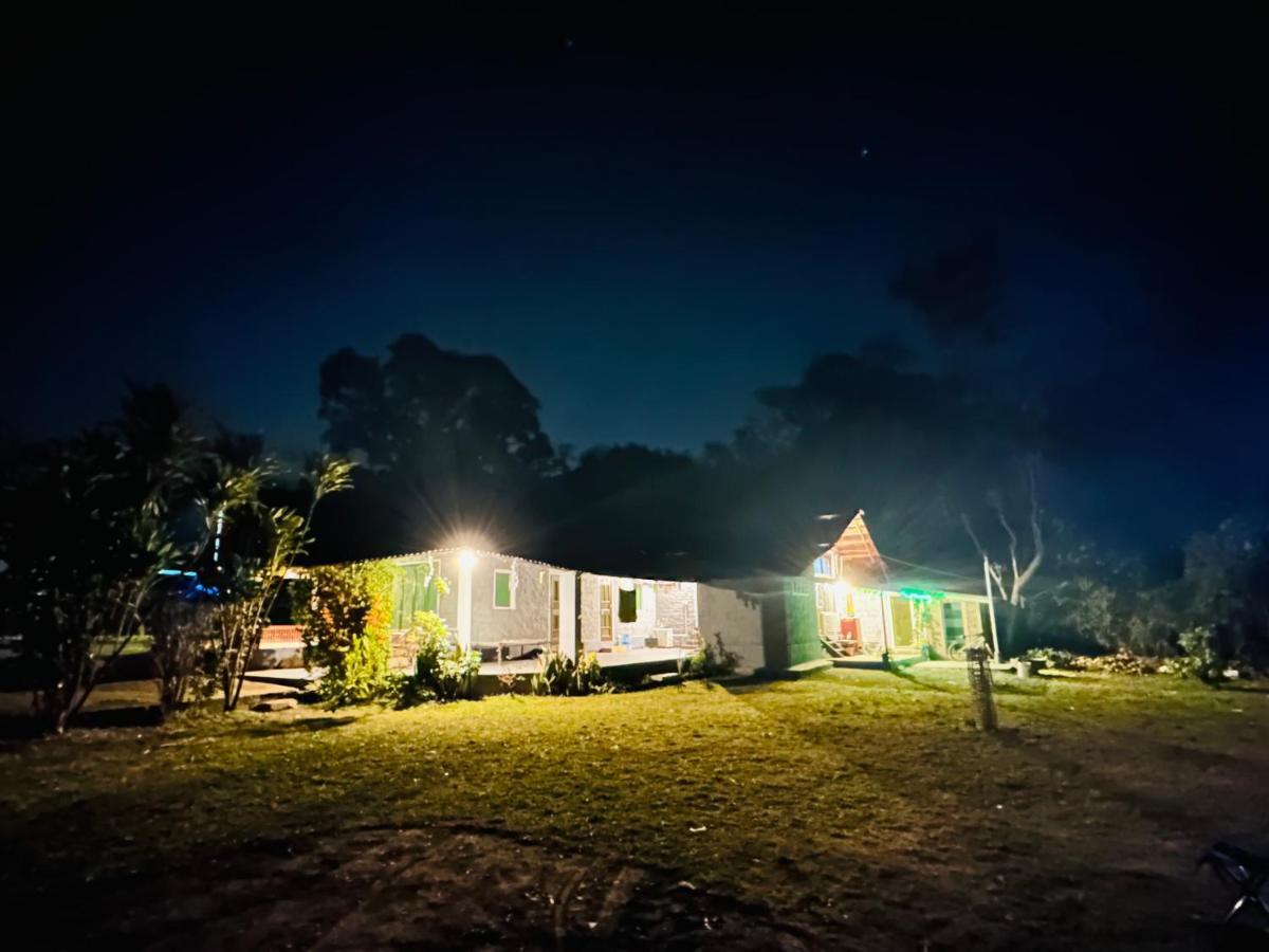 הוסטל דרמסאלה Dreamwoods A Travellers Farm מראה חיצוני תמונה