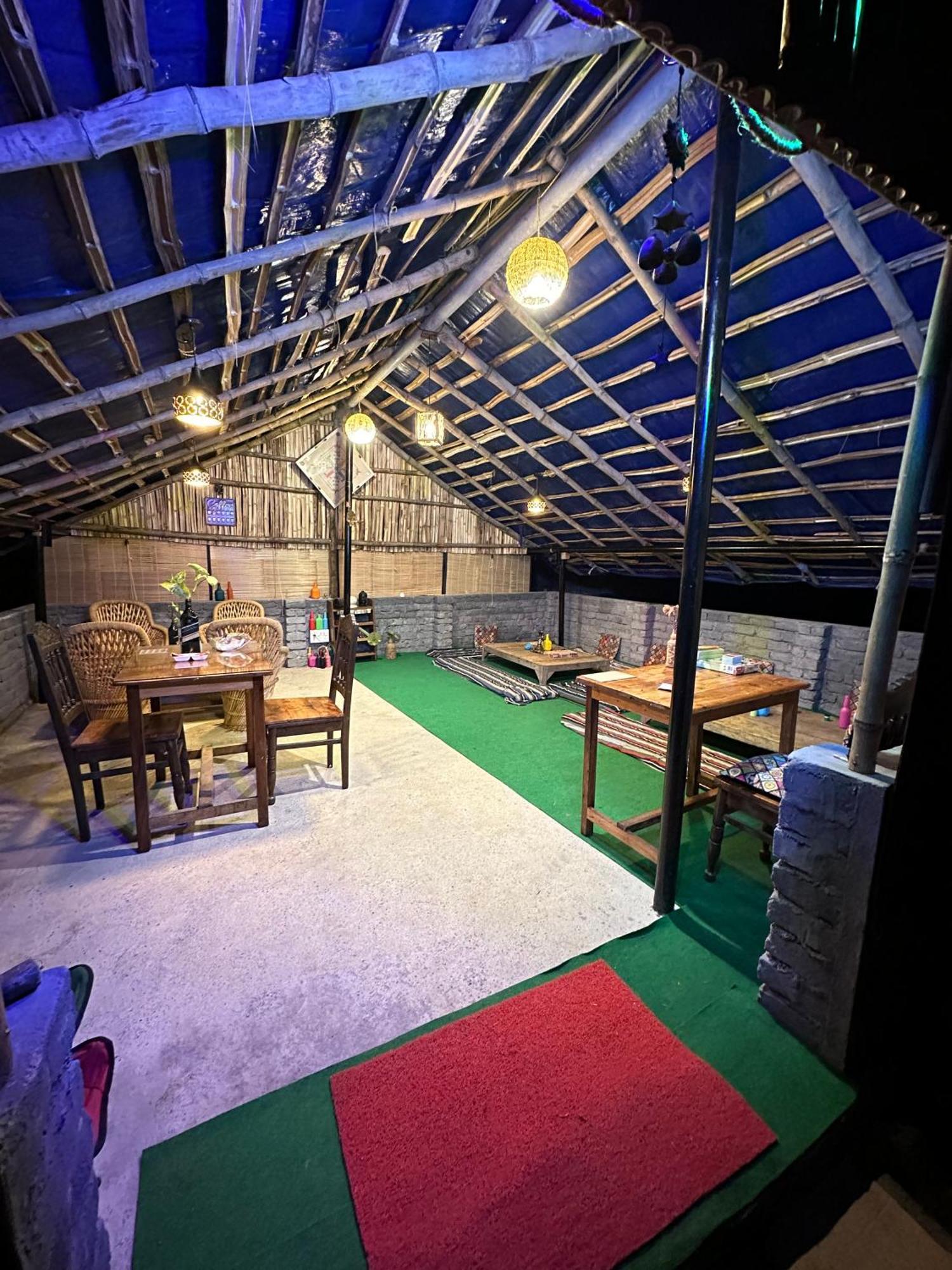 הוסטל דרמסאלה Dreamwoods A Travellers Farm מראה חיצוני תמונה